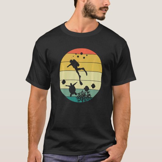Retro Scuba Diver Instructor Diving Experte T-Shirt (Vorderseite)