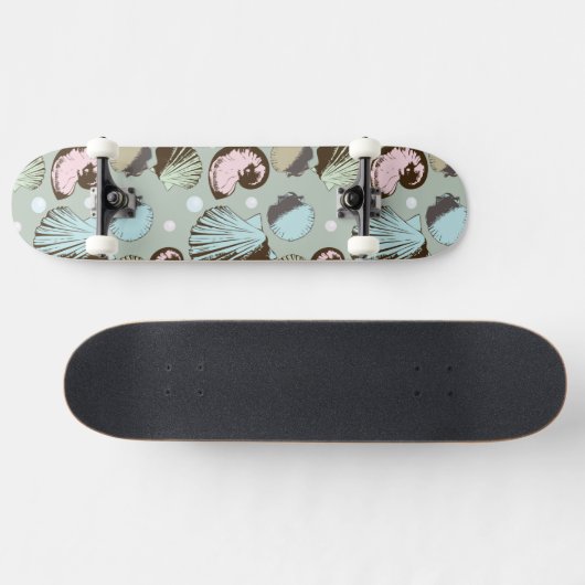 Retro Seashell-Muster Skateboard (Horizontal)