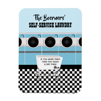 Retro-Selbstbedienungswäscherei, die sie die Arbei Magnet