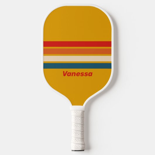 Retro-Senf-Querstreifendesign mit Namen Pickleball Schläger (Vorderseite)