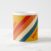 Retro-Senfgestreift mit Namen Jumbo-Tasse (Vorderseite)