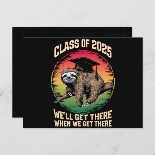 Retro Senior Class of 2025 Sloth Cap Abschluss Postkarte (Vorne/Hinten)
