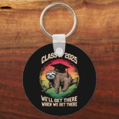 Retro Senior Class of 2025 Sloth Cap Abschluss Schlüsselanhänger (Vorderseite)