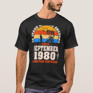 Retro September 1980 42 Jahre altes Angeln 42. Bir T-Shirt