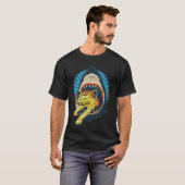 Retro Shark Eating Cat Ocean Predator Attack Anima T-Shirt (Vorne ganz)