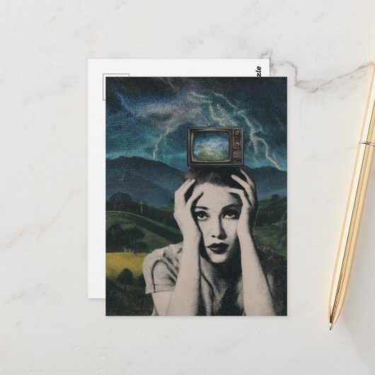 Retro Shocking Television Woman surreal Postkarte (Vorderseite/Rückseite Beispiel)