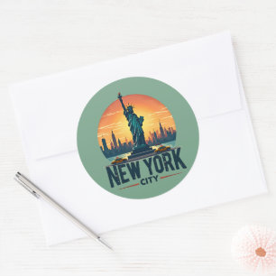 Retro-Silhouette von New York City mit der Freihei Runder Aufkleber