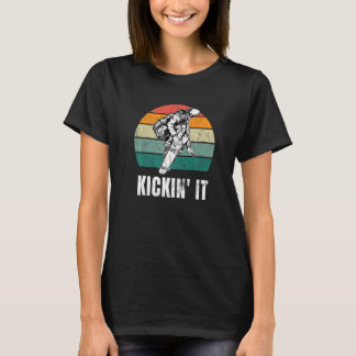 Retro Skateboard mit Totenkopf Skateboarding T-Shirt