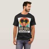 Retro-Sommer-Stimmung T-Shirt (Vorne ganz)
