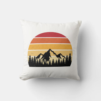 Retro-Sonnenuntergang-Berglandschaft | Vintage-Nat Kissen