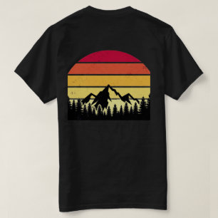 Retro-Sonnenuntergang-Berglandschaft   Vintage-Nat T-Shirt