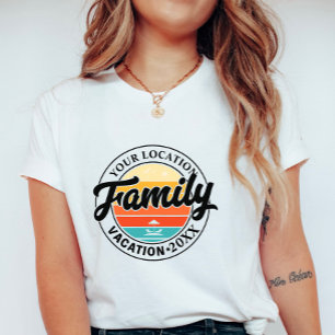 Retro-Sonnenuntergang-Familienurlaub; Benutzerdefi T-Shirt