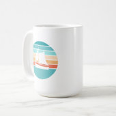 Retro Sonnenuntergang gestörter Effekt + Segelboot Kaffeetasse (Vorderseite Links)