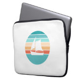 Retro Sonnenuntergang gestörter Effekt + Segelboot Laptopschutzhülle (Vorderseite Links)