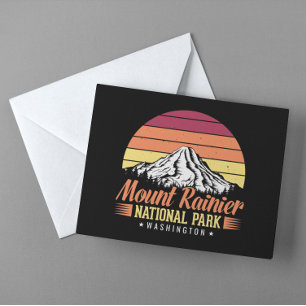 Retro-Sonnenuntergang Mount Rainier Washington Ill Postkarte
