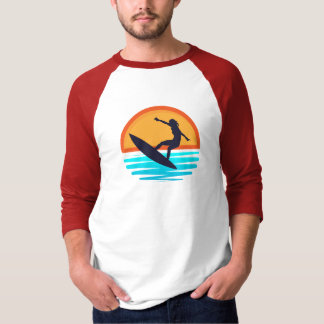 Retro Sonnenuntergang Surfen _ Vintage Strand Vibe T-Shirt