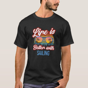 Retro-Sonnenuntergangs-Slogan mit Segeln T-Shirt