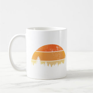 Retro-Sonnenuntergangs-Wald Kaffeetasse