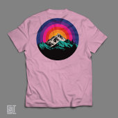 Retro-Sonnenuntergangsberge T-Shirt
