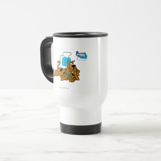 Retro Squares Scooby-Doo ablegen Reisebecher (Vorderseite Links)