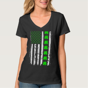 Retro St Patrick's Day Green American Flag S T-Shirt