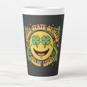 Retro St. Patrick's Day Smiley Gesicht Glücklicher Milchtasse
