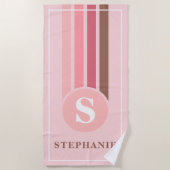 Retro Streifen Rosa und Braun Monogramm Name Strandtuch (Vorderseite)