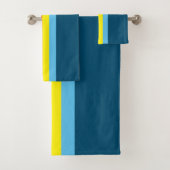 Retro Stripes Bath Towels (Navy Blue Multi) Badhandtuch Set (Insitu)
