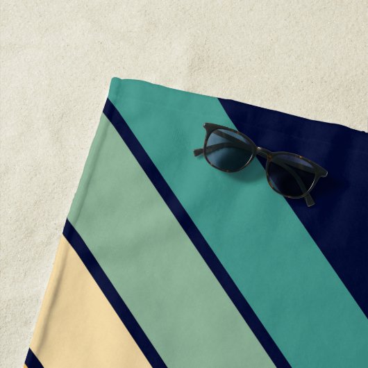 Retro Stripes Stilvolle Linien Stripter 70er 80er Strandtuch (Beispiel)
