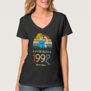 Retro Strong women Vintag 1992 B Day T-Shirt