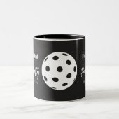 Retro Style Neon Black Themed Pickleball Geburtsta Zweifarbige Tasse (Mittel)