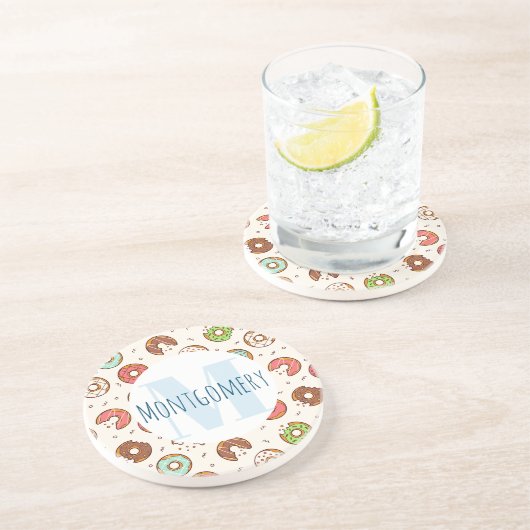 Retro Style Niedliche Donut Muster Monogramm Getränkeuntersetzer (Seite)