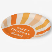 Retro Sunburst Arch Typografy Birthday Peach Pappteller (Schrägansicht)