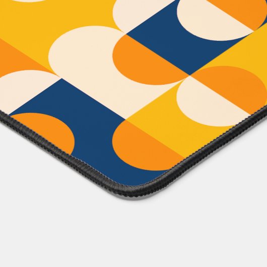 Retro Sunny Orange Yellow Blue Pop Art Pattern Schreibtischunterlage (Ecke)