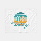 Retro Sunset 83 Vintage Distressed Fleecedecke (Vorderseite (Horizontal))