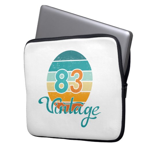 Retro Sunset 83 Vintage Distressed Laptopschutzhülle (Vorderseite Links)