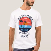 Retro Sunset Beach | Personalisierter Familienurla T-Shirt (Vorderseite)