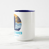 Retro Sunset Beach Retro Surfboard Tasse (Zentrum)