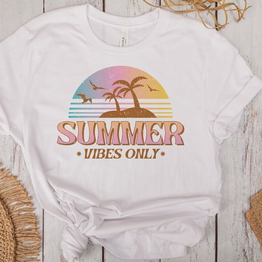 Retro Sunset Gradient "Summer Vibes only" T-Shirt