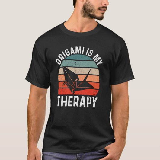 Retro Sunset Origami Crane T-Shirt (Vorderseite)