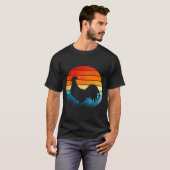 Retro Sunset Rooster Chicken Lover  T-Shirt (Vorne ganz)
