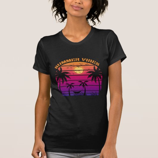 Retro Sunset Summer Vibes T-Shirt (Vorderseite)