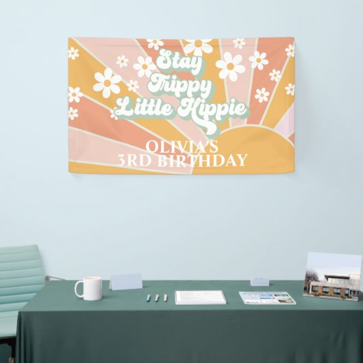 Retro Sunshine Bleibe Trippy Little Hippie Geburts Banner (Messeveranstaltung)