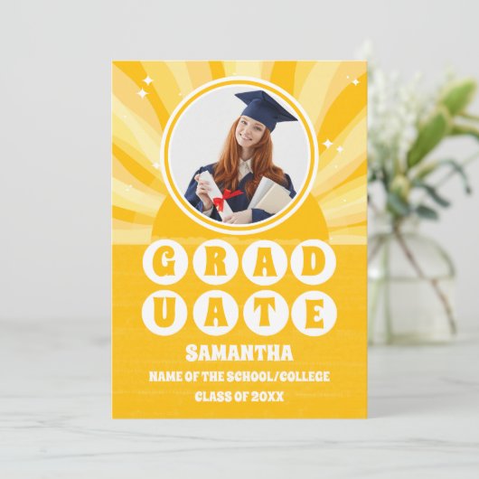 Retro Sunshine Graduate 2 Foto Abschluss Ankündigung (Stehend Vorderseite)