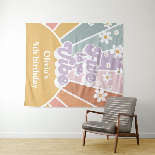 Retro Sunshine Rainbow Five ist ein Vibe Wandteppich (Beispiel (Horizontal))