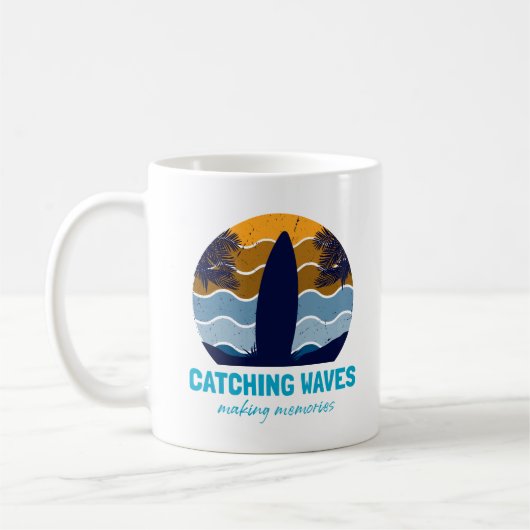 Retro Surfboard Beach Art Kaffeetasse (Links)