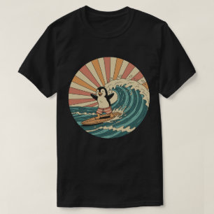 Retro-Surfer-Pinguin - Vintage-Sommerstrand-Feelin T-Shirt