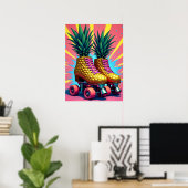 Retro Surreal Ananas Roller Skate Pop Art Poster (Heimbüro)