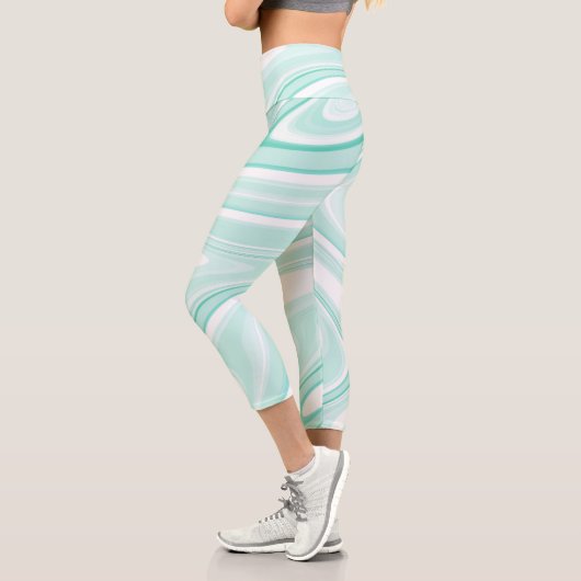 Retro Swirl Liquid Aqua Green Painting Ästhetik Capri Leggings (Links)