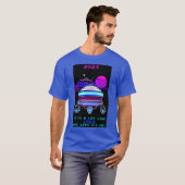 Retro Synthwave A.I. Art Novelty Arcade T-Shirt (Vorne ganz)